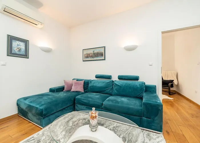 Vortex Apartment
